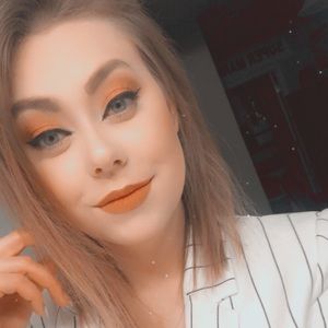 Meet your Posher, Alia